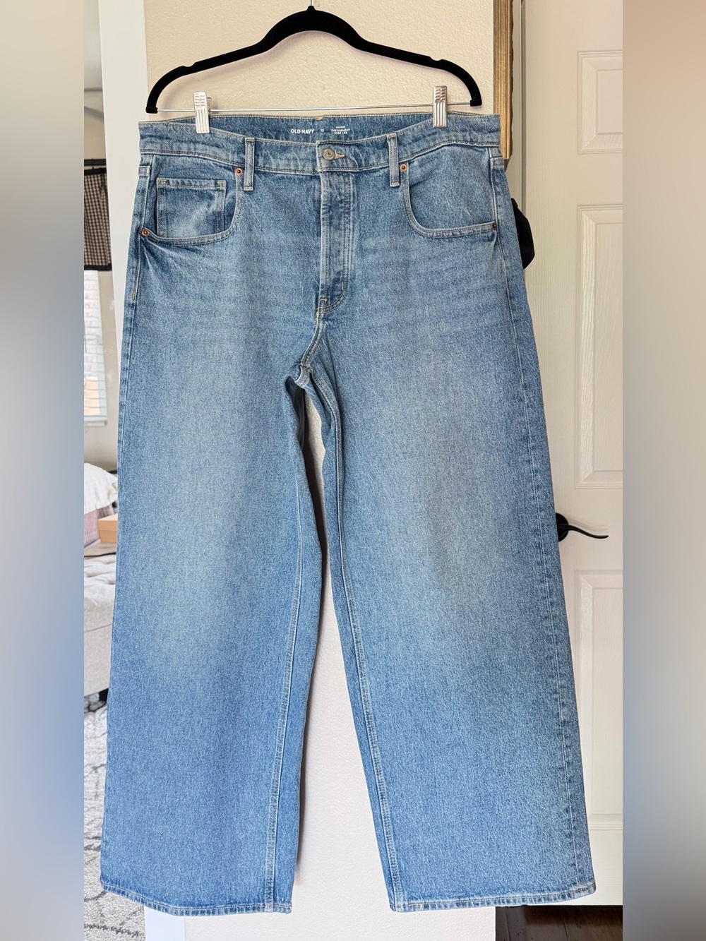 Old Navy Women’s Slouchy Wide Leg Jean - Medium Wash - Sz. 12